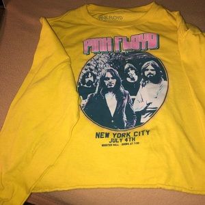 Pink Floyd shirt